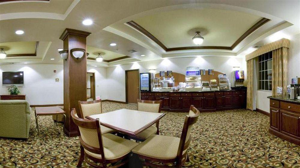 莱弗兰智选假日酒店 Levelland 外观 照片